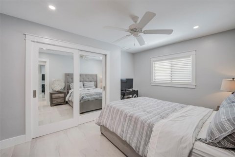 Villa ou maison à vendre à Cape Coral, Floride: 4 chambres, 182 m2 № 2156873 - photo 25