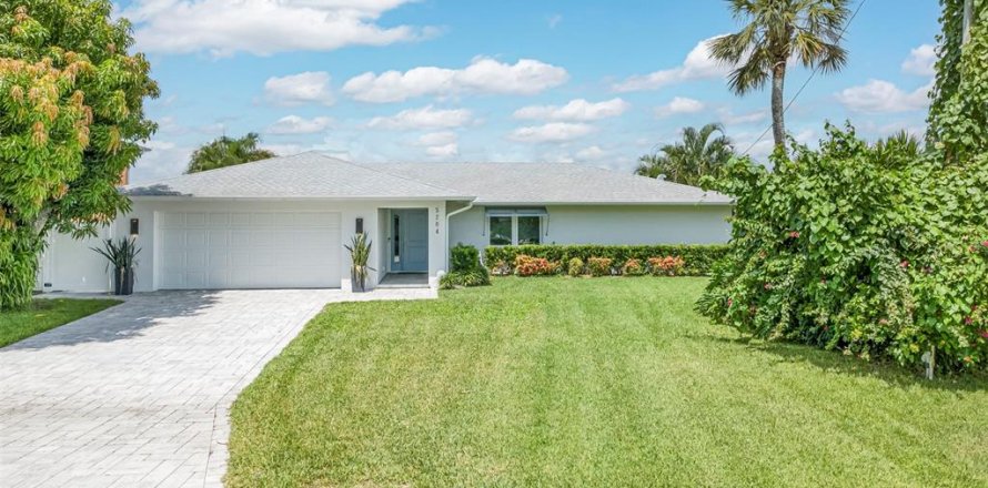 Villa ou maison à Cape Coral, Floride 4 chambres, 182 m2 № 2156873