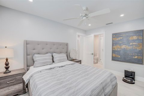 Villa ou maison à vendre à Cape Coral, Floride: 4 chambres, 182 m2 № 2156873 - photo 26