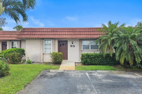 Condo in West Palm Beach, Florida, 2 bedrooms № 2269587