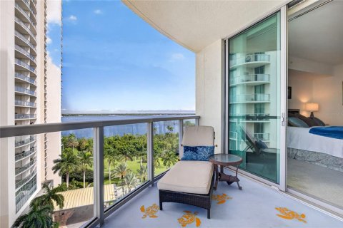 Copropriété à vendre à Fort Myers, Floride: 3 chambres, 152.92 m2 № 2389173 - photo 11