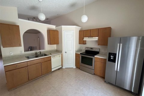 Villa ou maison à louer à Sanford, Floride: 4 chambres, 130.62 m2 № 1690320 - photo 4
