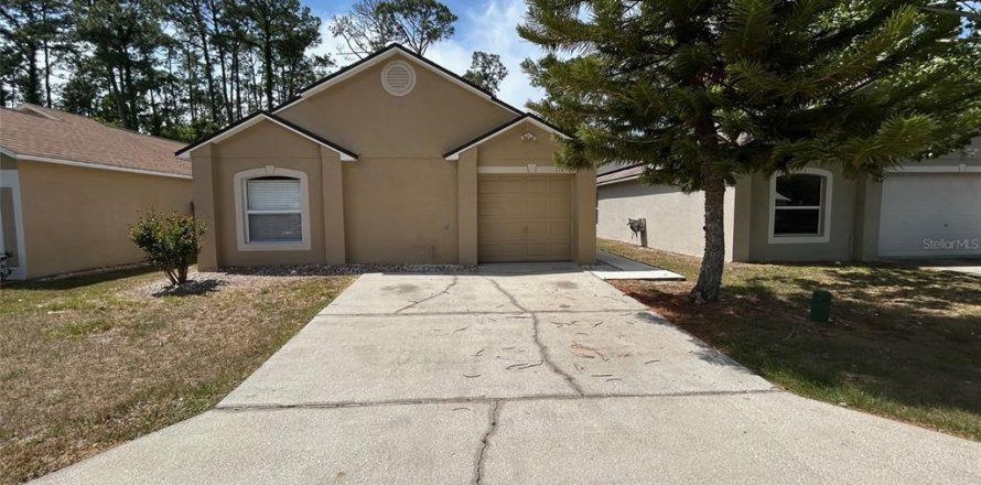 Villa ou maison à Sanford, Floride 4 chambres, 130.62 m2 № 1690320
