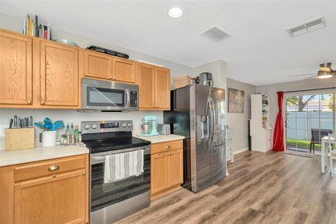 Townhouse in Clearwater, Florida 2 bedrooms, 116.31 sq.m. № 1904419 - photo 17