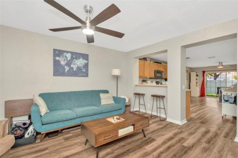 Townhouse in Clearwater, Florida 2 bedrooms, 116.31 sq.m. № 1904419 - photo 9