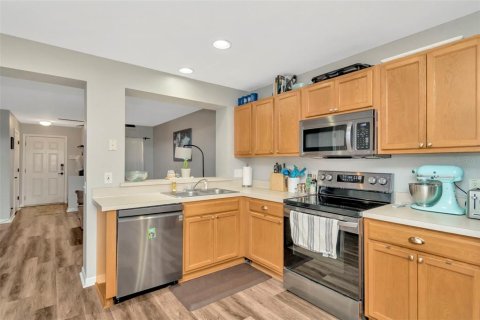 Townhouse in Clearwater, Florida 2 bedrooms, 116.31 sq.m. № 1904419 - photo 15