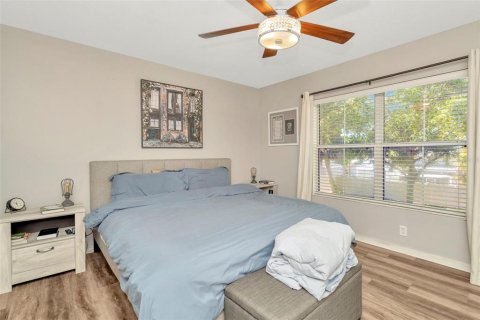 Townhouse in Clearwater, Florida 2 bedrooms, 116.31 sq.m. № 1904419 - photo 25