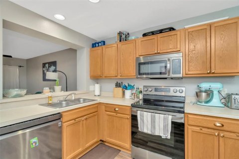 Townhouse in Clearwater, Florida 2 bedrooms, 116.31 sq.m. № 1904419 - photo 16