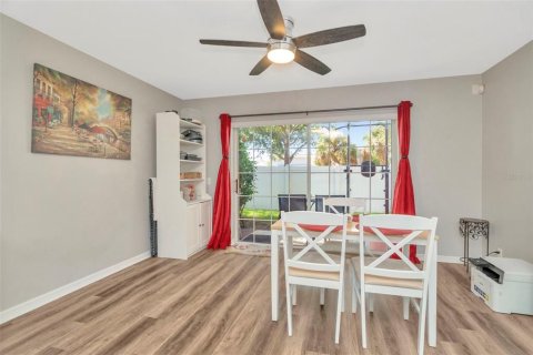 Townhouse in Clearwater, Florida 2 bedrooms, 116.31 sq.m. № 1904419 - photo 20