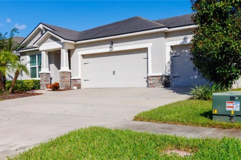 Villa ou maison à vendre à Valrico, Floride: 3 chambres, 185.34 m2 № 2431821 - photo 2