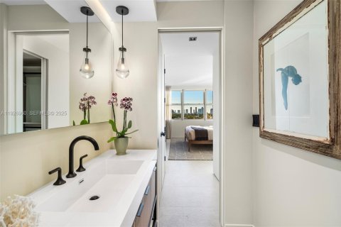 Купить кондоминиум в Майами-Бич, Флорида 1 спальня, 79.8м2, № 1985934 - фото 20