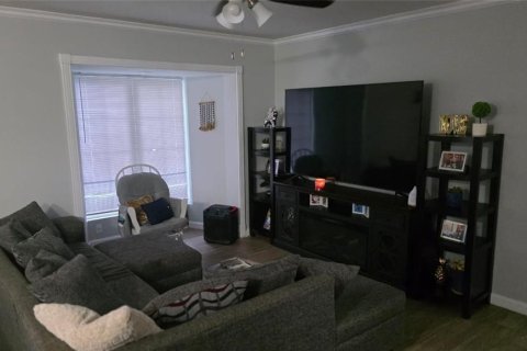 Casa en venta en Brandon, Florida, 3 dormitorios, 104.05 m2 № 1849386 - foto 7