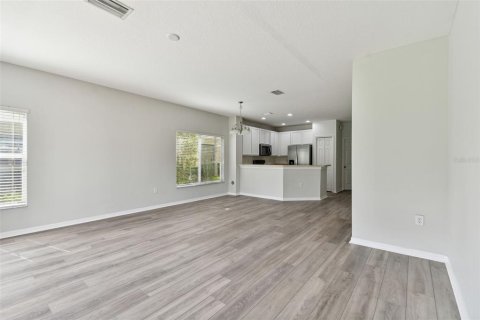Townhouse in Tampa, Florida 3 bedrooms, 130.99 sq.m. № 1416611 - photo 8