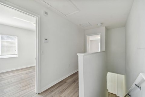Townhouse in Tampa, Florida 3 bedrooms, 130.99 sq.m. № 1416611 - photo 15