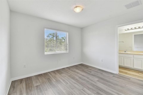 Townhouse in Tampa, Florida 3 bedrooms, 130.99 sq.m. № 1416611 - photo 23