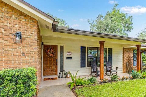 Villa ou maison à DeLand, Floride 3 chambres, 190.45 m2 № 2370967
