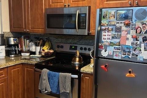 Снять в аренду кондоминиум в Майами, Флорида 2 спальни, 83.24м2, № 1941485 - фото 6