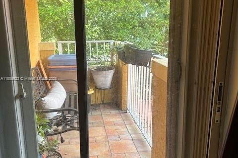 Снять в аренду кондоминиум в Майами, Флорида 2 спальни, 83.24м2, № 1941485 - фото 17