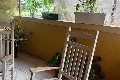 Снять в аренду кондоминиум в Майами, Флорида 2 спальни, 83.24м2, № 1941485 - фото 19