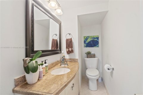 Купить земельный участок в Делрей-Бич, Флорида № 1994082 - фото 30