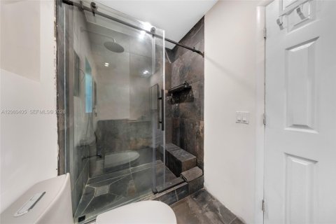 Casa en venta en Miami Beach, Florida, 4 dormitorios, 142.88 m2 № 2261012 - foto 22
