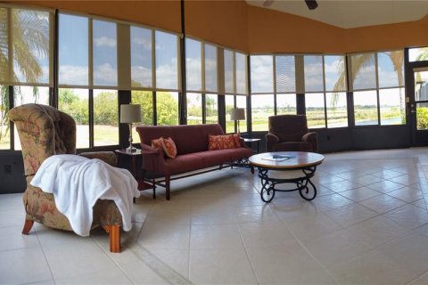 House in Lake Wales, Florida 2 bedrooms, 174.84 sq.m. № 1654487 - photo 16