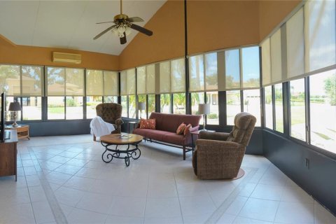 House in Lake Wales, Florida 2 bedrooms, 174.84 sq.m. № 1654487 - photo 15