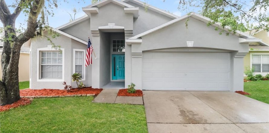 Villa ou maison à Gibsonton, Floride 4 chambres, 167.97 m2 № 2117711