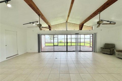 Casa en alquiler en Winter Haven, Florida, 3 dormitorios, 179.02 m2 № 1915728 - foto 11