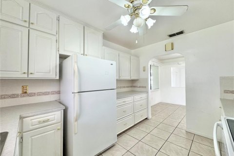 Casa en alquiler en Winter Haven, Florida, 3 dormitorios, 179.02 m2 № 1915728 - foto 9