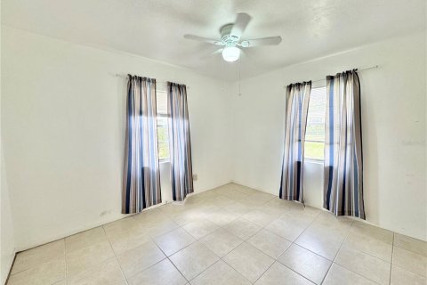 Casa en alquiler en Winter Haven, Florida, 3 dormitorios, 179.02 m2 № 1915728 - foto 27