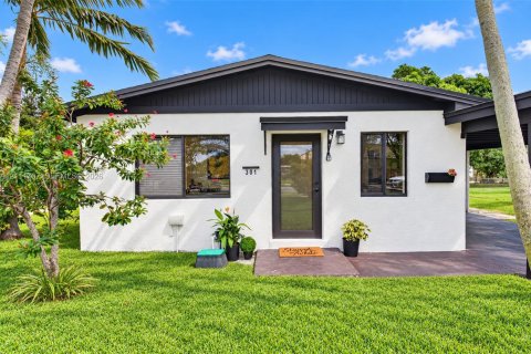 Villa ou maison à vendre à Delray Beach, Floride: 5 chambres, 129.32 m2 № 2431295 - photo 3