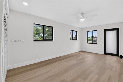 Villa ou maison à vendre à Delray Beach, Floride: 5 chambres, 129.32 m2 № 2431295 - photo 16
