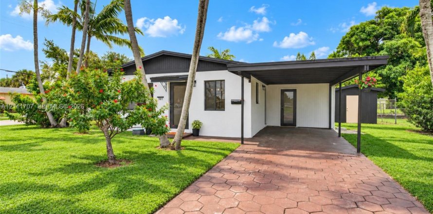 Villa ou maison à Delray Beach, Floride 5 chambres, 129.32 m2 № 2431295