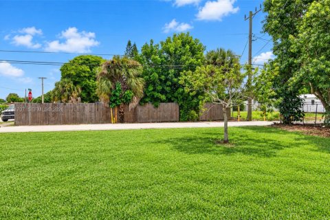 Villa ou maison à vendre à Delray Beach, Floride: 5 chambres, 129.32 m2 № 2431295 - photo 30