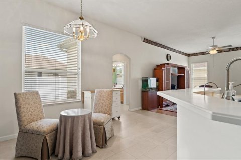 House in Orlando, Florida 4 bedrooms, 266.44 sq.m. № 1823070 - photo 28