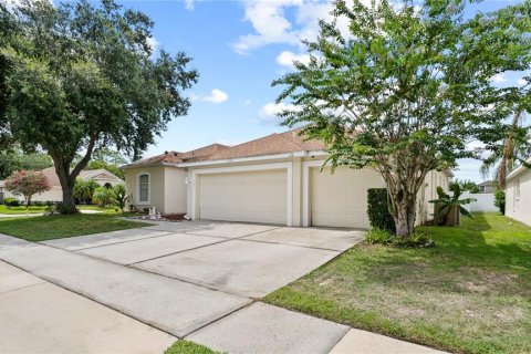 House in Orlando, Florida 4 bedrooms, 266.44 sq.m. № 1823070 - photo 7