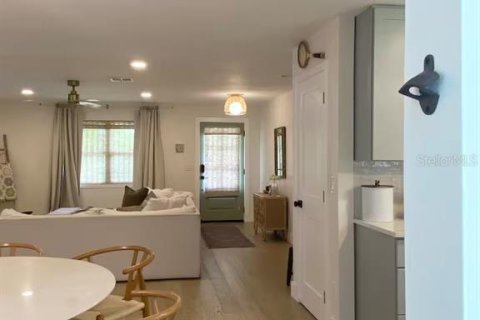 Casa en alquiler en New Smyrna Beach, Florida, 3 dormitorios, 125.14 m2 № 1766258 - foto 10