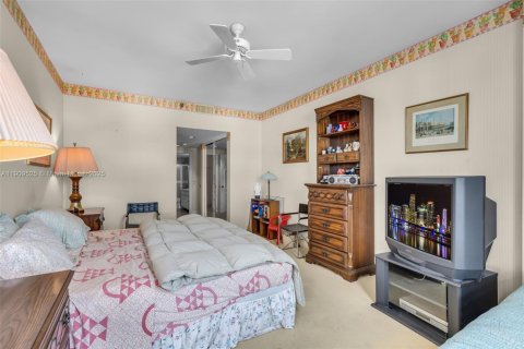 Condo in Key Biscayne, Florida, 4 bedrooms  № 1971324 - photo 23