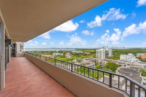 Condo in Key Biscayne, Florida, 4 bedrooms  № 1971324 - photo 1