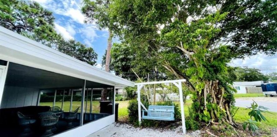 Villa ou maison à Sarasota, Floride 3 chambres, 131.92 m2 № 1436184