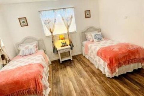 Casa en alquiler en Sarasota, Florida, 3 dormitorios, 131.92 m2 № 1436184 - foto 12