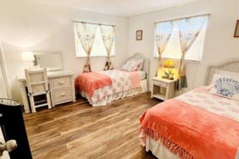Casa en alquiler en Sarasota, Florida, 3 dormitorios, 131.92 m2 № 1436184 - foto 4