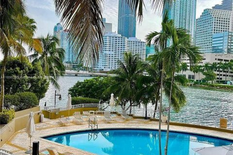 Condominio en venta en Miami, Florida, 2 dormitorios, 118.91 m2 № 1947764 - foto 15