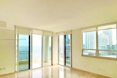 Condominio en venta en Miami, Florida, 2 dormitorios, 118.91 m2 № 1947764 - foto 3