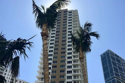 Condominio en venta en Miami, Florida, 2 dormitorios, 118.91 m2 № 1947764 - foto 11