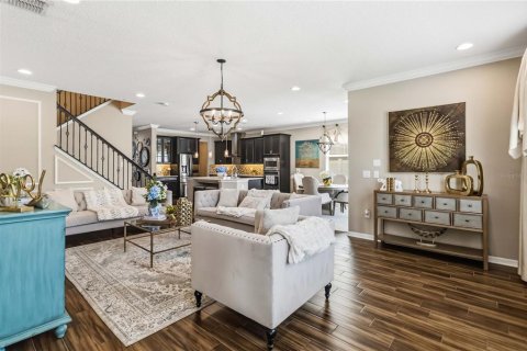 Villa ou maison à vendre à Orlando, Floride: 5 chambres, 354.79 m2 № 2350350 - photo 15