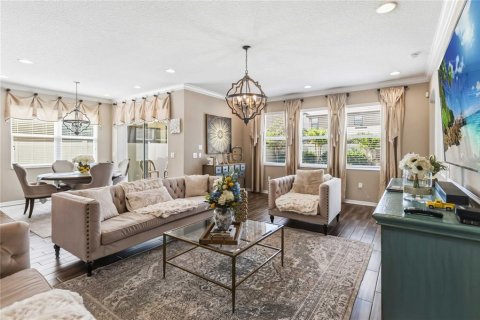 Villa ou maison à vendre à Orlando, Floride: 5 chambres, 354.79 m2 № 2350350 - photo 17