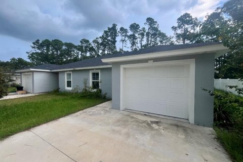 Commercial property in Palm Coast, Florida 4 bedrooms, 181.81 sq.m. № 1908328 - photo 2