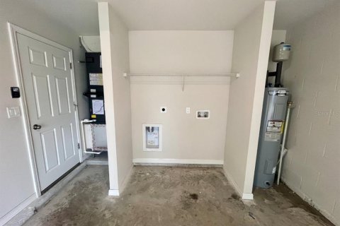 Commercial property in Palm Coast, Florida 4 bedrooms, 181.81 sq.m. № 1908328 - photo 18